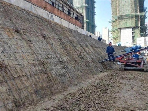 洞口建筑边坡支护